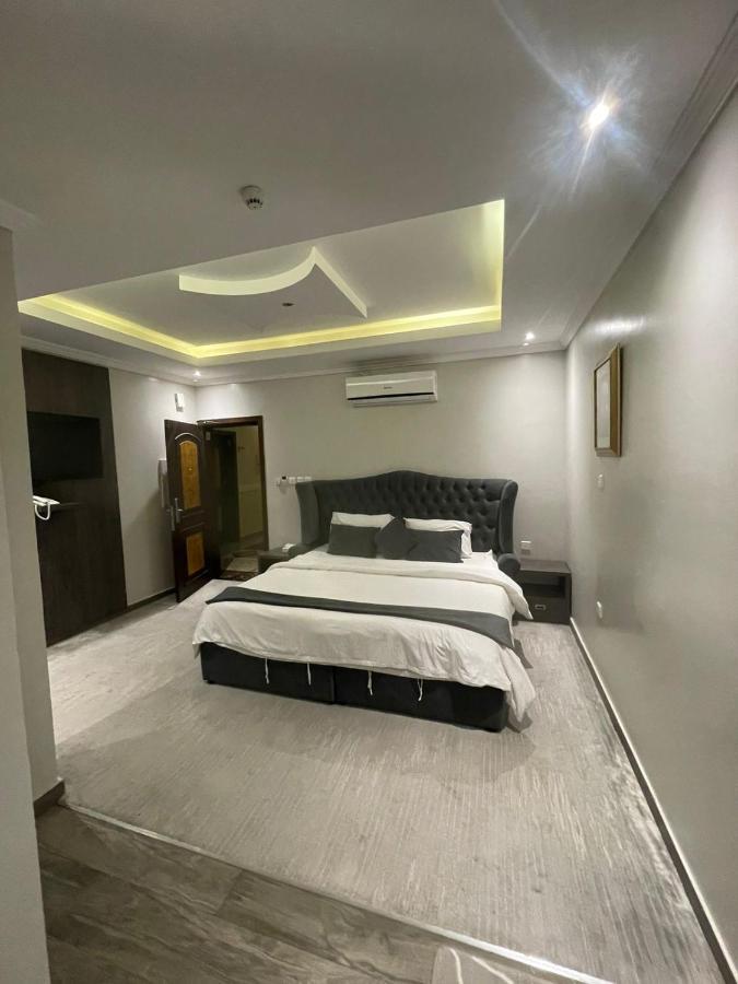 Rose Neri Lavender روز نيري الخزامى Aparthotel Khobar Bagian luar foto